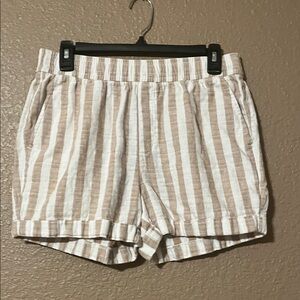 Old Navy Striped Tan and White Women Shorts